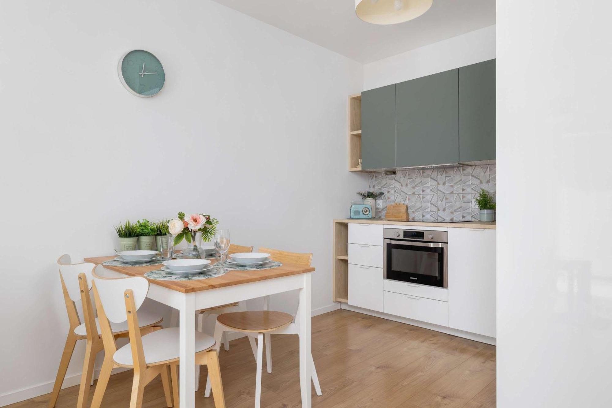 Modern With Parking Near Tauron Arena By Renters Krakau